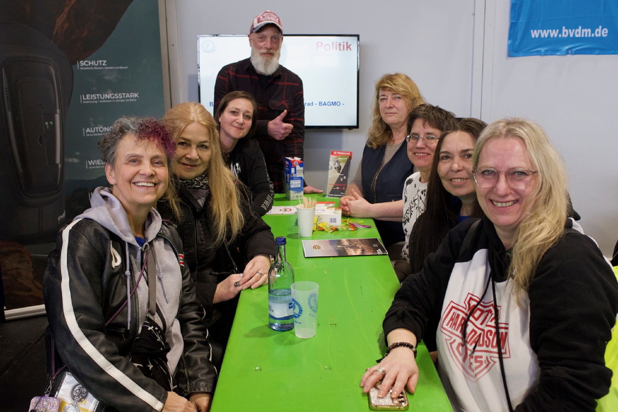 Besuch am Stand - Foto: BVDM